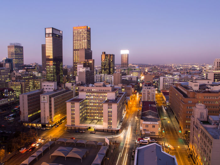 Nam Phi: Cảnh báo tình trạng suy thoái kinh tế tại nhiều thành phố